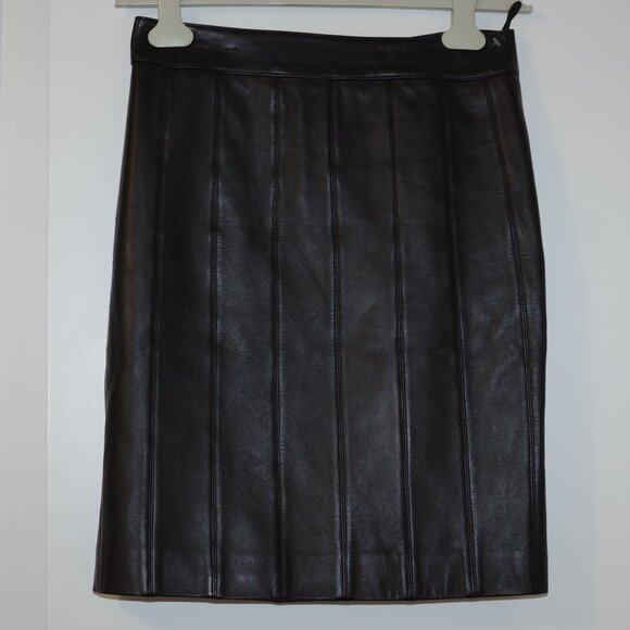 Chic Black Leather Mini Pencil Italian Skirt size S - Picture 11 of 12